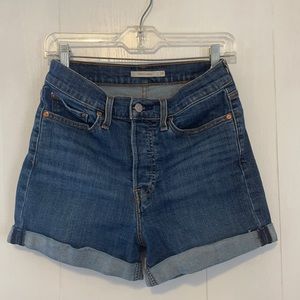 Levi’s Wedgie Fit Jean Shorts